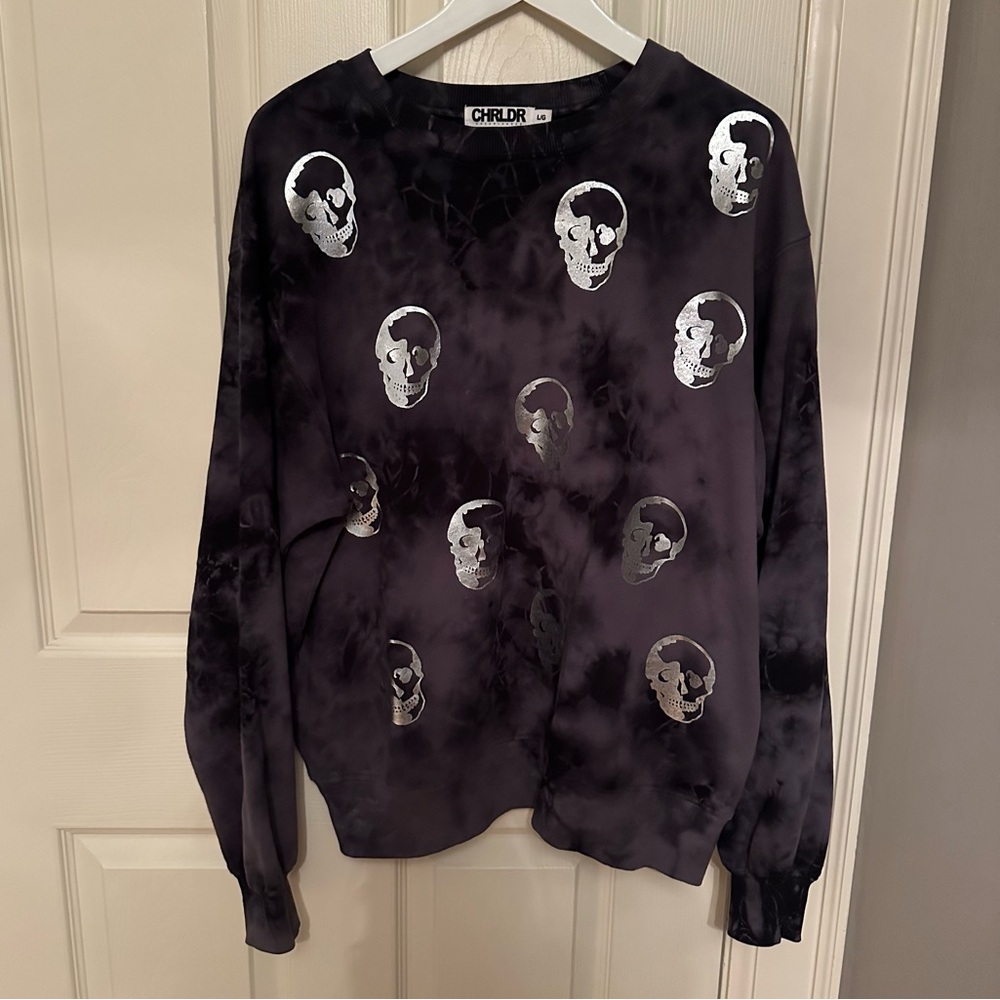 ⭐️Host Pick ⭐️ CHRLDR Skull Crewneck Sweatshirt - Picture 4 of 5